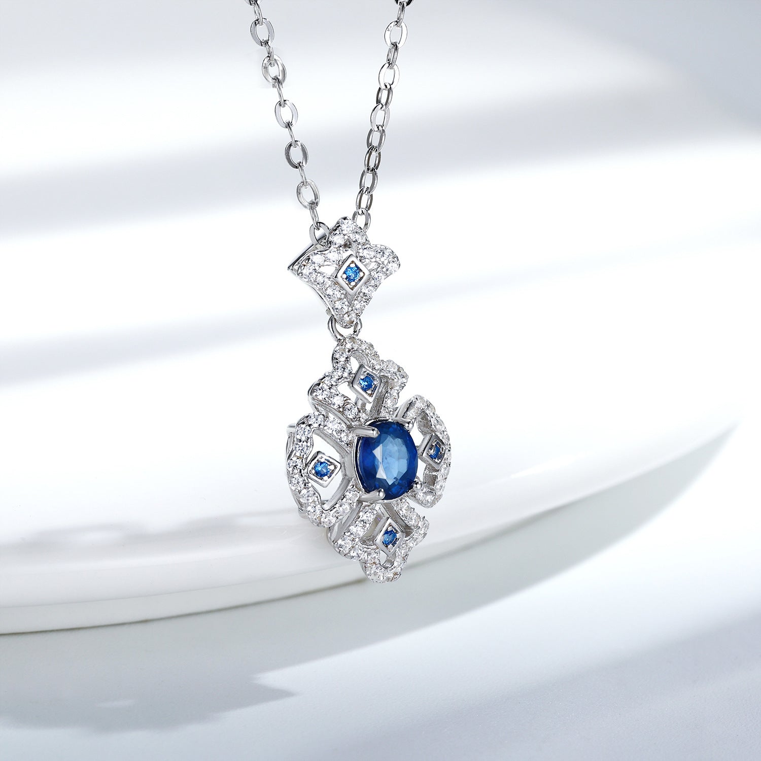 MidnightGlow™ Pendant Necklace
