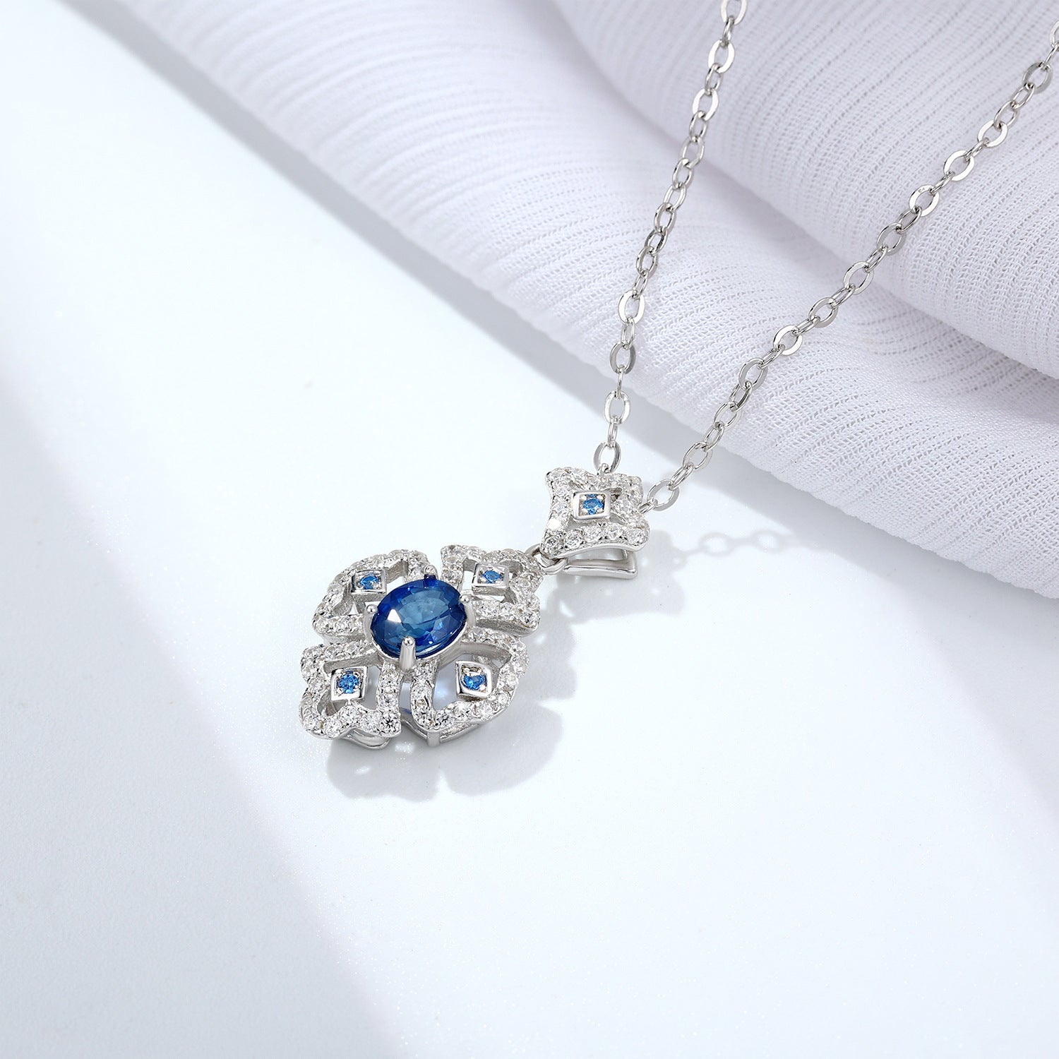 MidnightGlow™ Pendant Necklace
